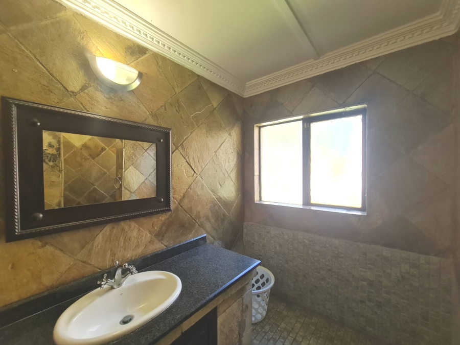To Let 3 Bedroom Property for Rent in Port D
